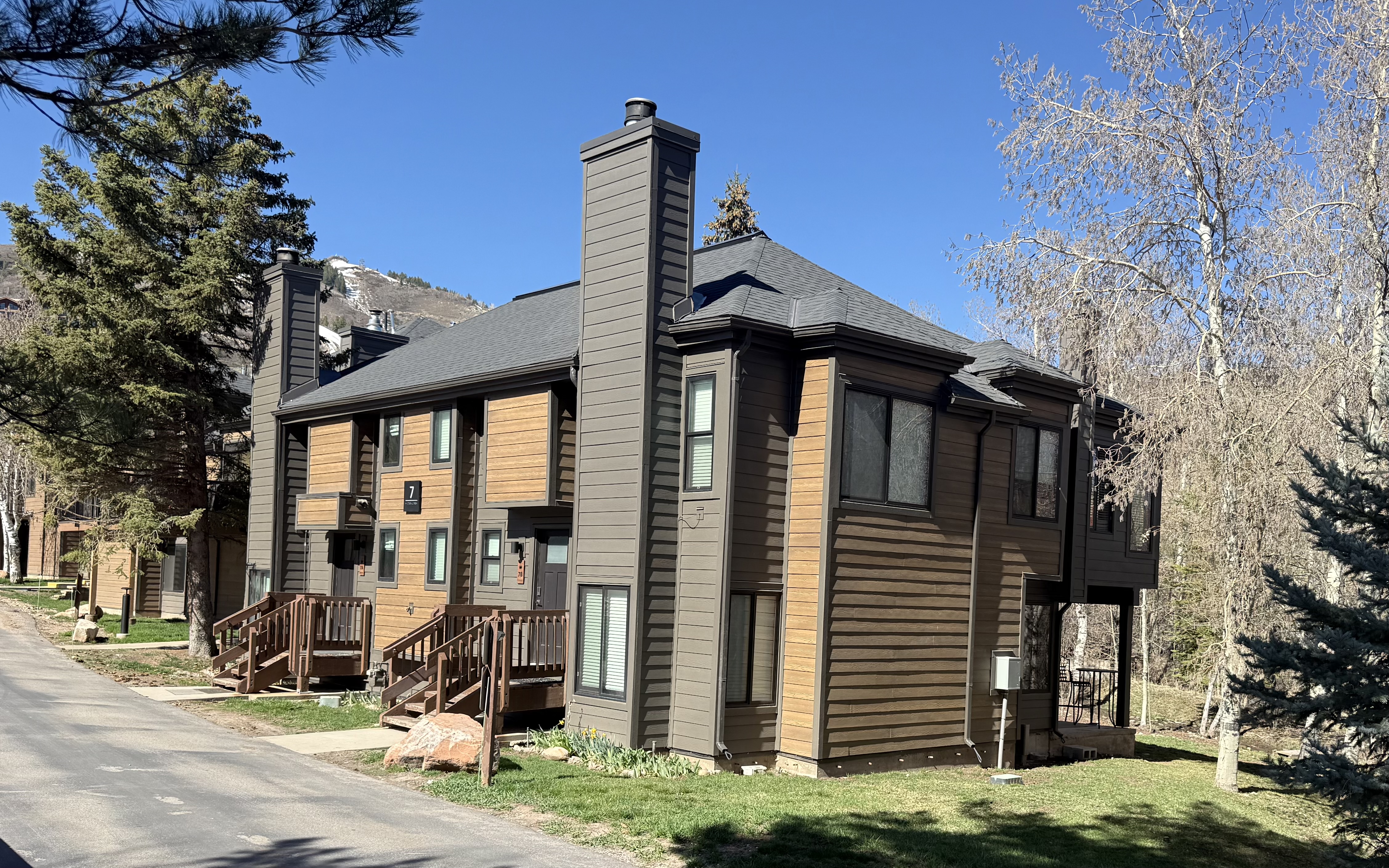 View of Hidden Creek condos at Canyons